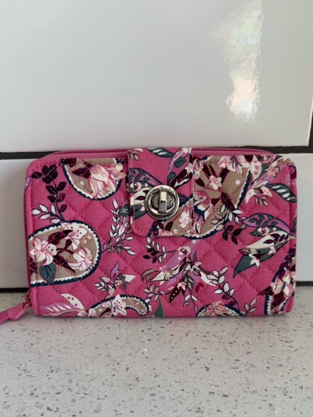 NWT Vera Bradley RFID Turnlock Wallet – Botanical Paisley Pink